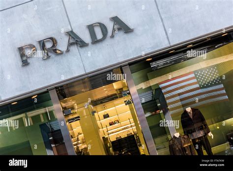 prada usa online.